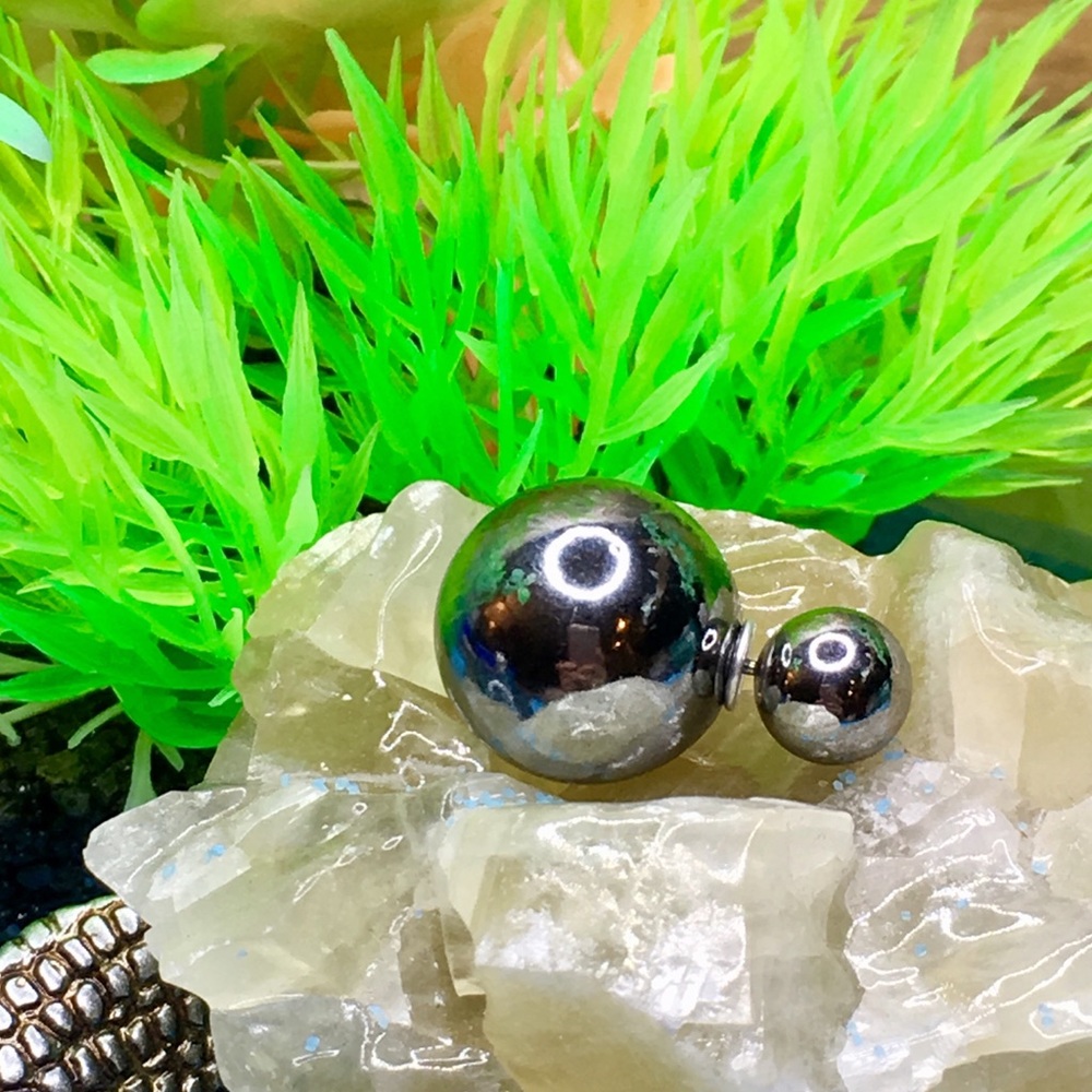 Gunmetal Double Stud Earrings - Picture 5 of 8